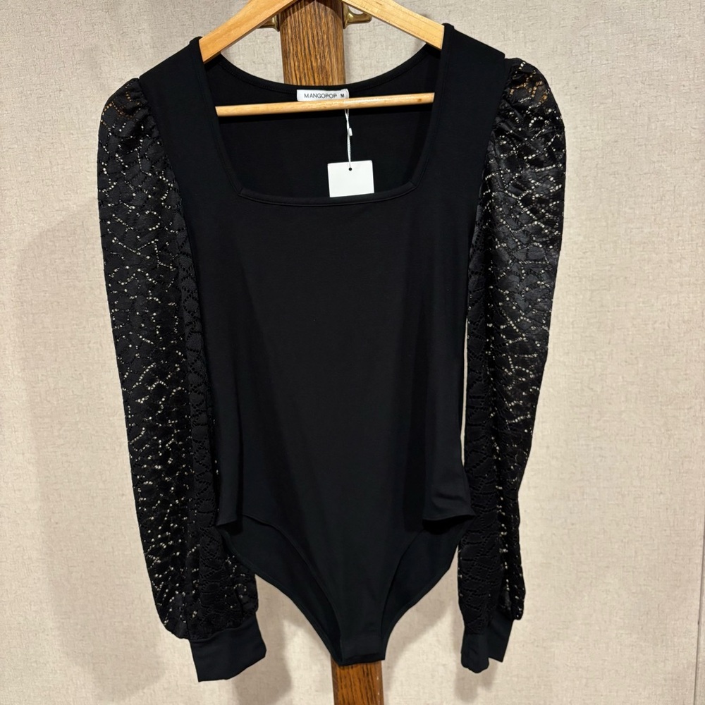 MANGOPOP Black Long-Sleeve Bodysuit Size Medium NWT